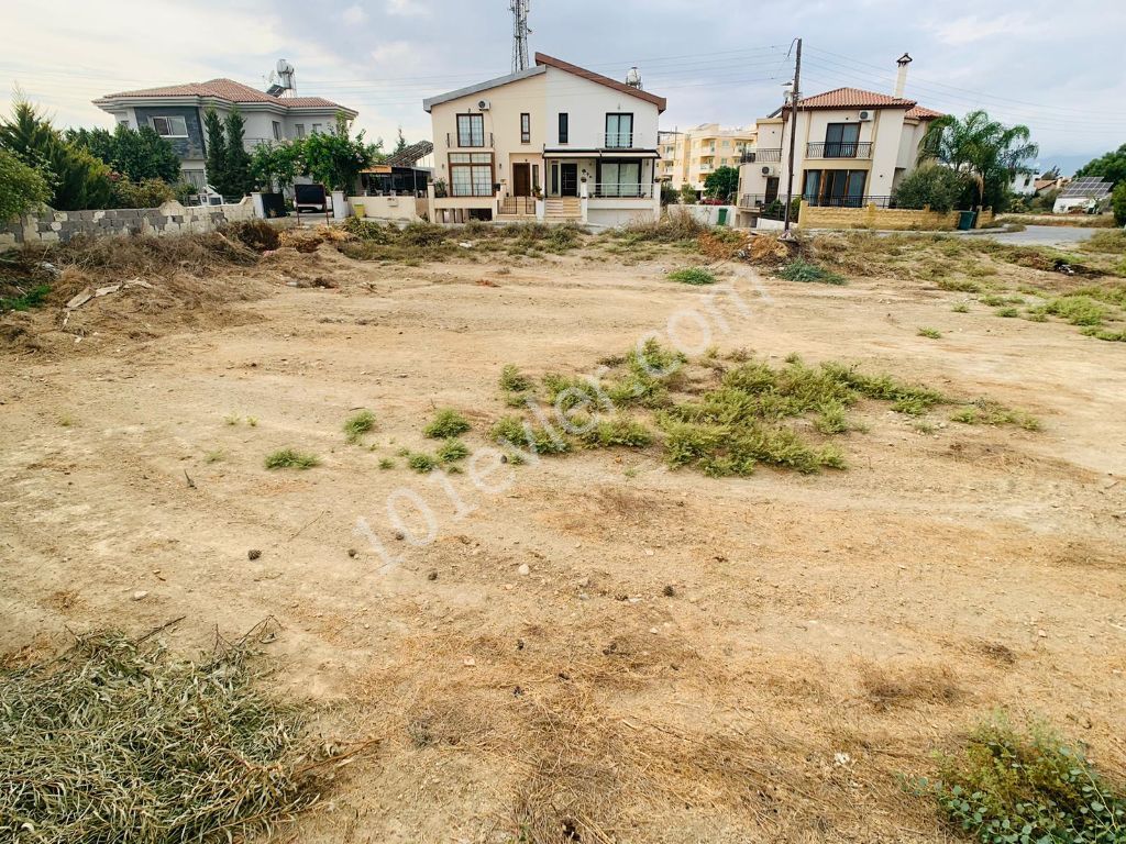 TRIPLEX VILLA PLOT in the Very Center of a Very Decently Located Area in NICOSIA-METEHAN ** 