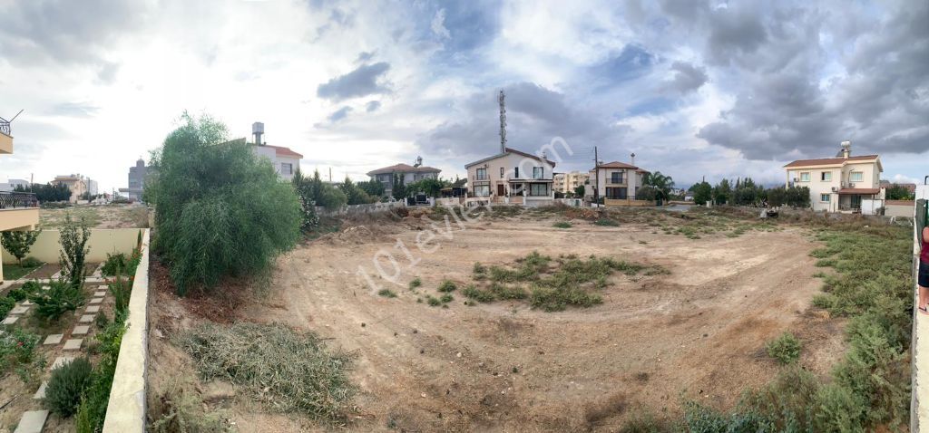 TRIPLEX VILLA PLOT in the Very Center of a Very Decently Located Area in NICOSIA-METEHAN ** 