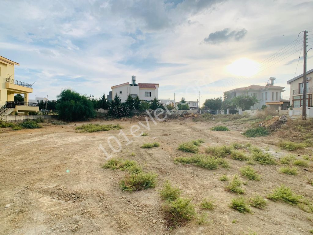 TRIPLEX VILLA PLOT in the Very Center of a Very Decently Located Area in NICOSIA-METEHAN ** 