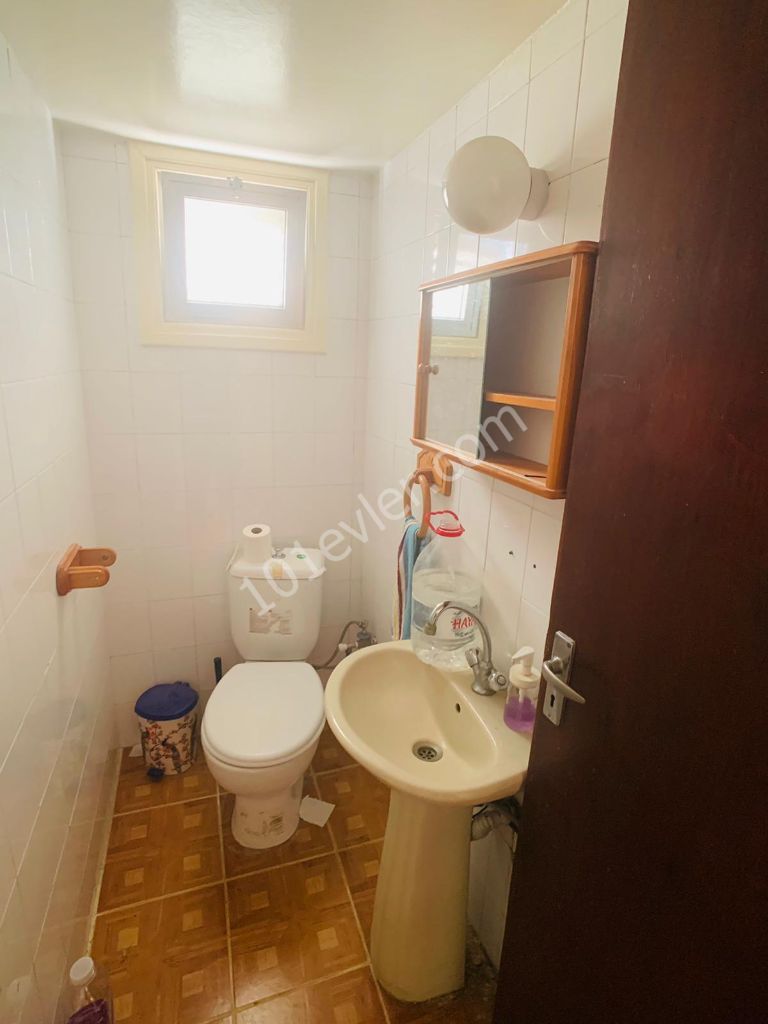 Semi Detached To Rent in Taşkınköy, Nicosia