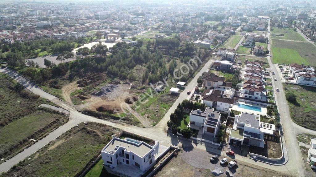 DEC Yesil Area - 80% Zoned - 750m2 - UNIQUE CORNER PLOT OF LAND in the MOST DECENT Area of Nicosia-Hamitkoy! ** 