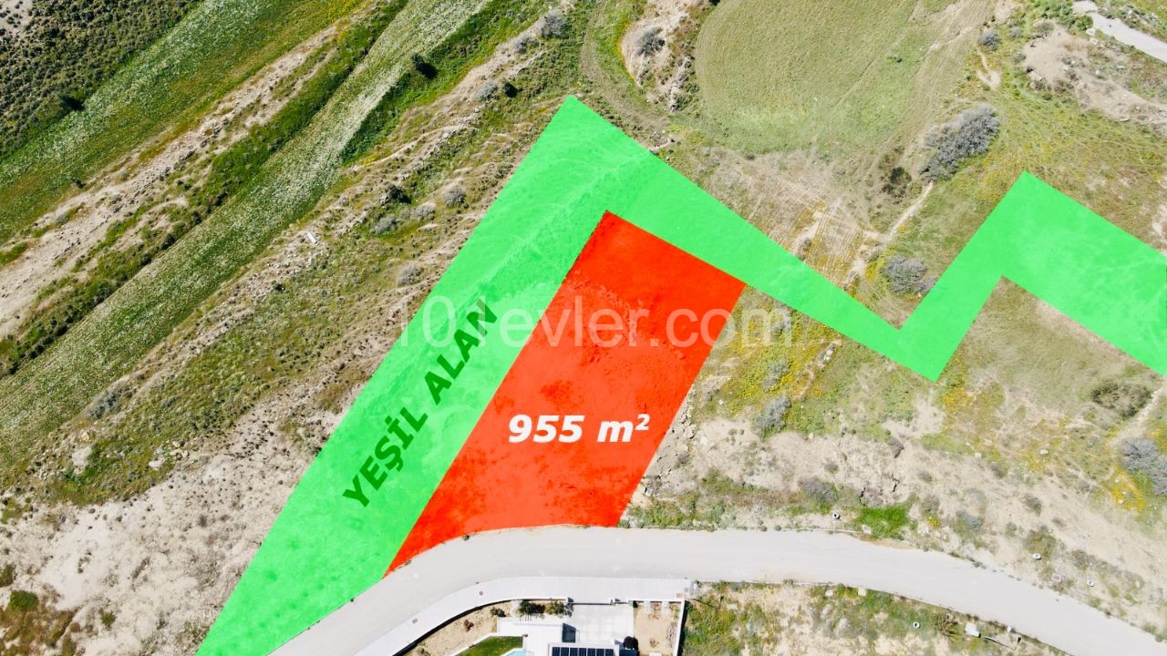 A PLOT of 955m2 Villas with PANORAMIC Views & Will Not be Closed in Front of you in the DECEST Area of NICOSIA-MITRELI! ** 