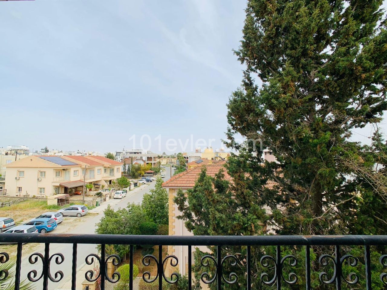 4 Jahreszeiten in Nikosia-MITREISEL 130m2 Wohnung Gelegenheit, Grill und Kamin auf der Terrasse zu genießen! ** 