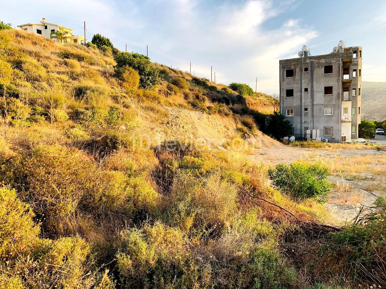 A Complete Building with a MAGNIFICENT View of the Sea and Nature on the Highest Hill of LEFKE ** 