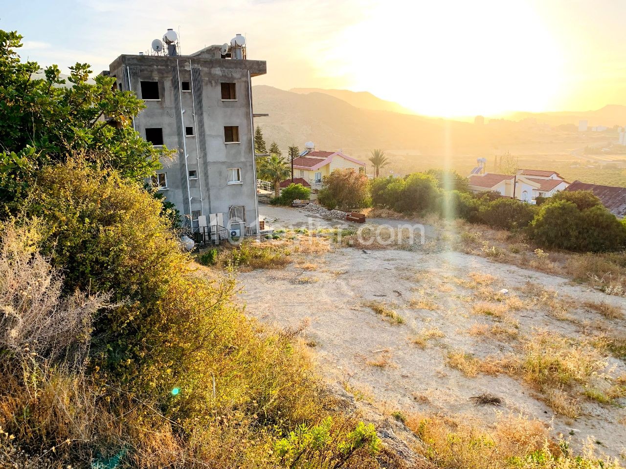 A Complete Building with a MAGNIFICENT View of the Sea and Nature on the Highest Hill of LEFKE ** 