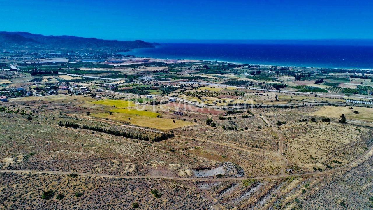 In Lefke,wo sich grün und blau Treffen, beginnen 25,000 bis 550-1, 120m2 Grundstücke zu Preisen! ** 