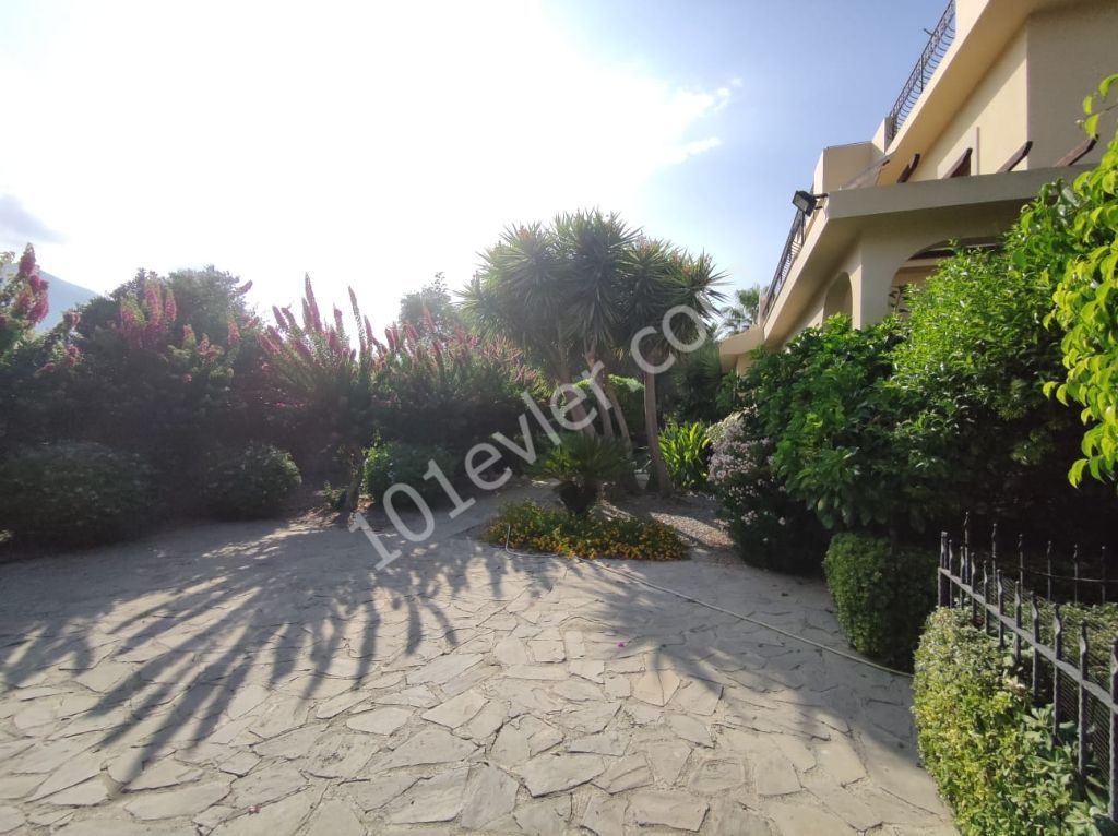 Villa For Sale in Ozanköy, Kyrenia