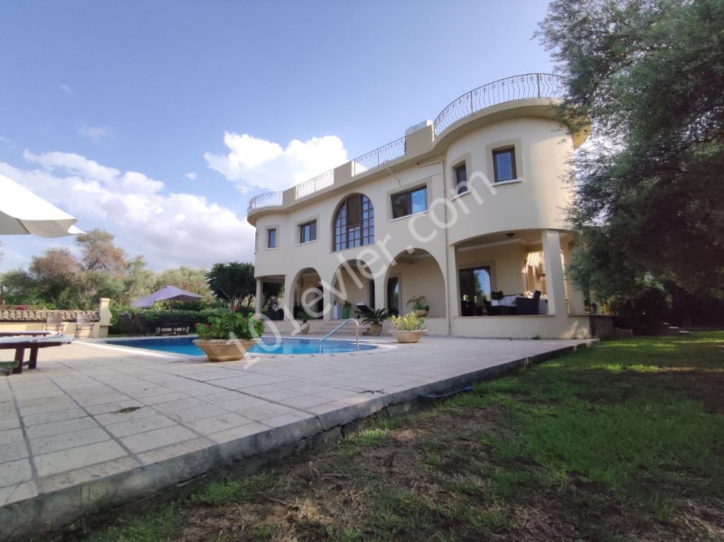 Villa For Sale in Ozanköy, Kyrenia