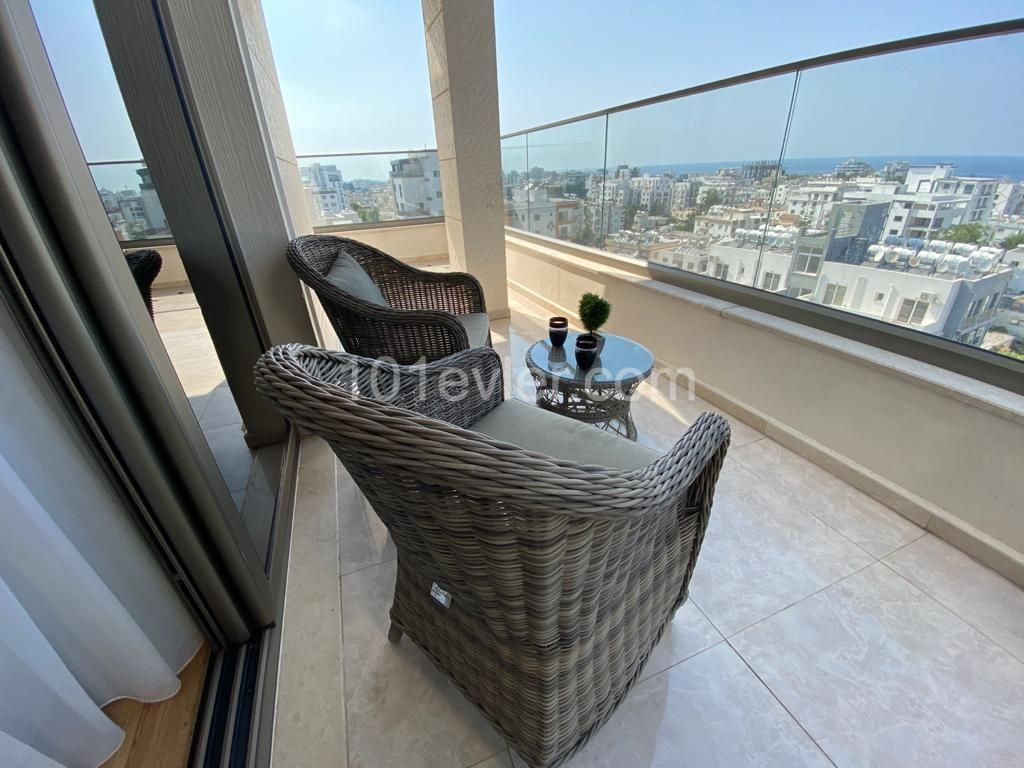 GİRNE'DE KİRALIK 3+1 PENTHOUSE 