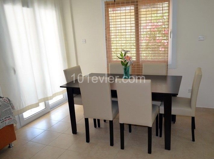 Flat To Rent in Alsancak, Kyrenia