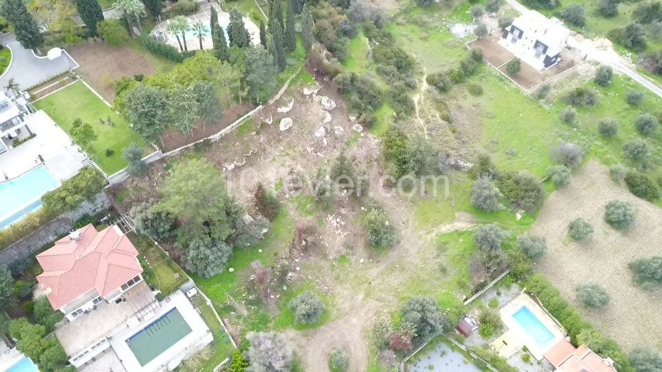 Residential Zoned Plot For Sale in Çatalköy, Kyrenia