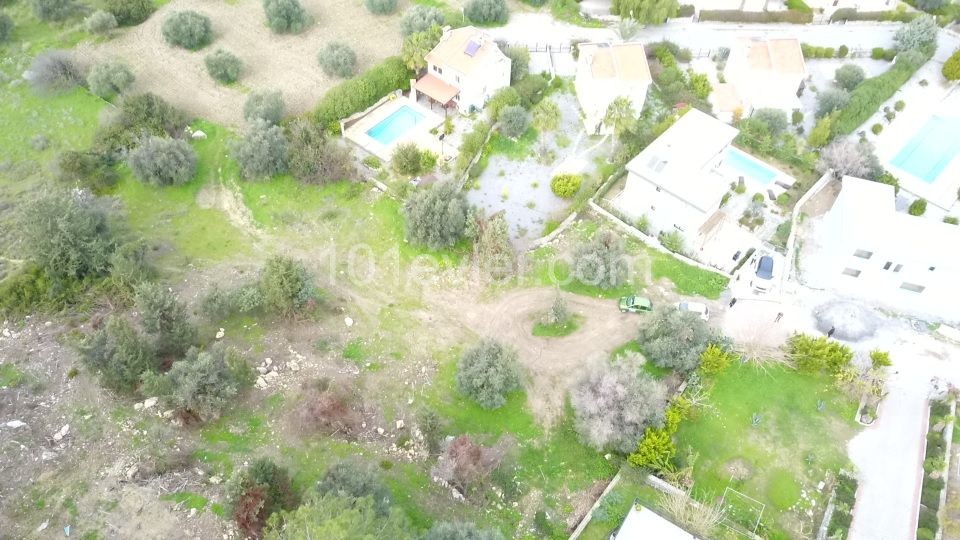 Residential Zoned Plot For Sale in Çatalköy, Kyrenia