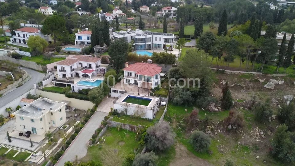 Residential Zoned Plot For Sale in Çatalköy, Kyrenia