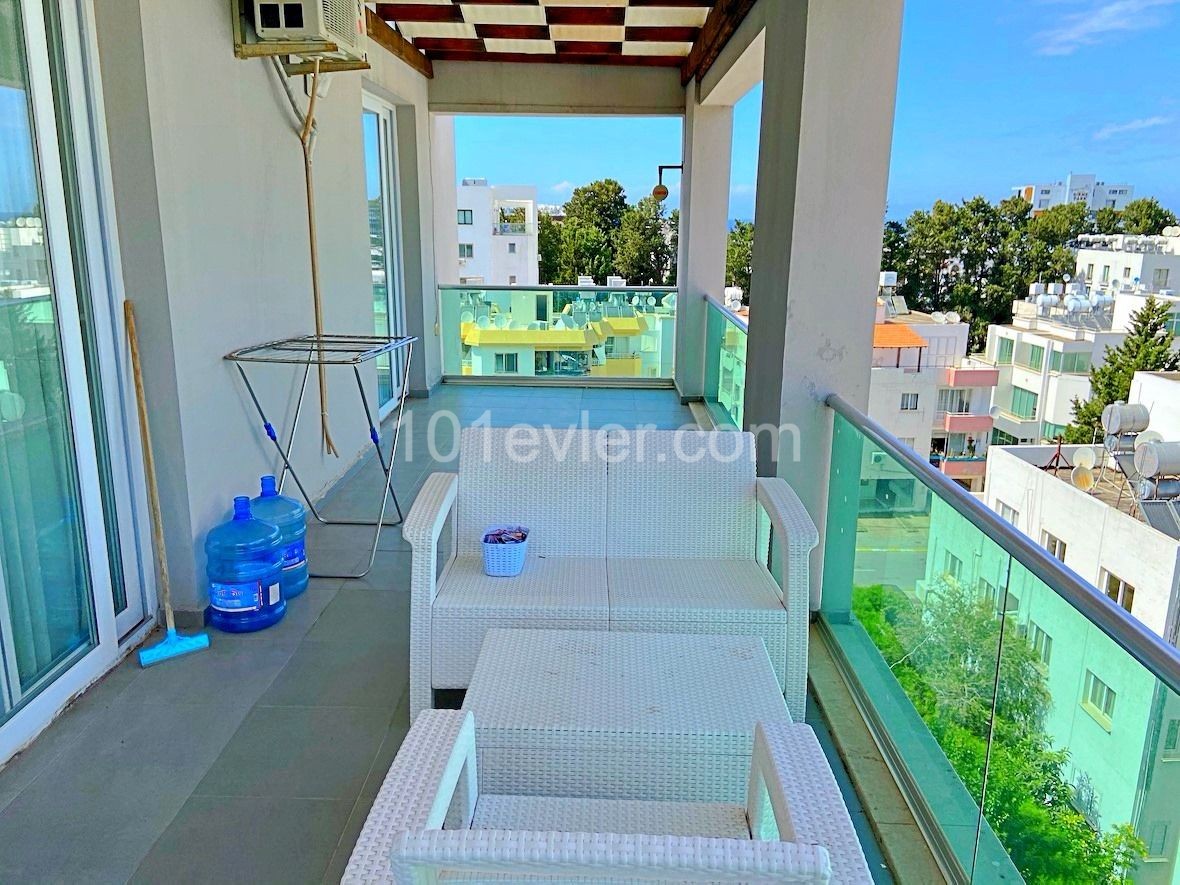 Flat To Rent in Girne Merkez, Kyrenia