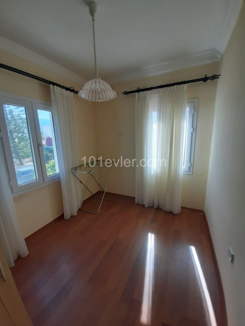 4+1 VILLA ZUM VERKAUF IN KYRENIA ** 