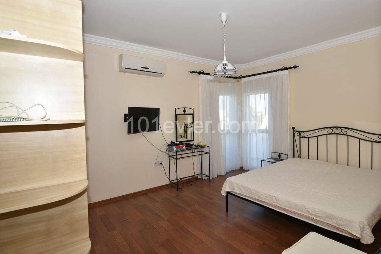 4+1 VILLA ZUM VERKAUF IN KYRENIA ** 