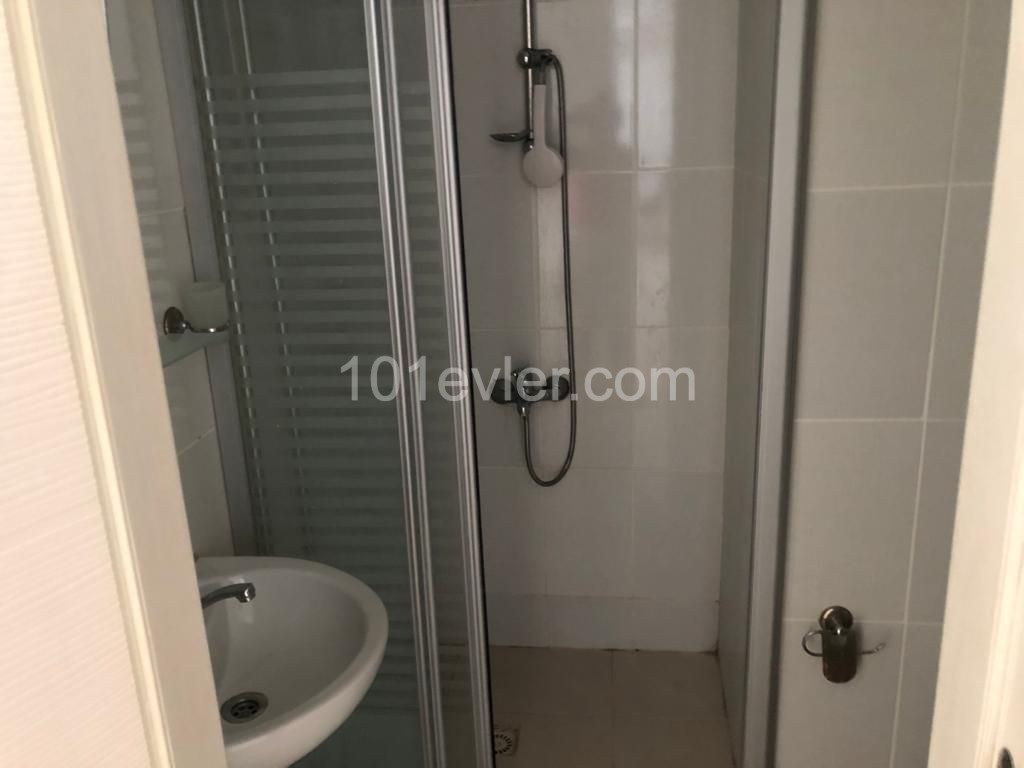 Flat To Rent in Girne Merkez, Kyrenia