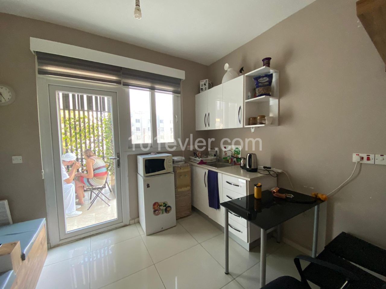 SHOPS OR 3+1 APARTMENTS FOR SALE IN KYRENIA ** 