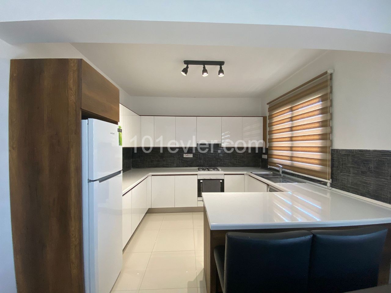 Flat To Rent in Girne Merkez, Kyrenia