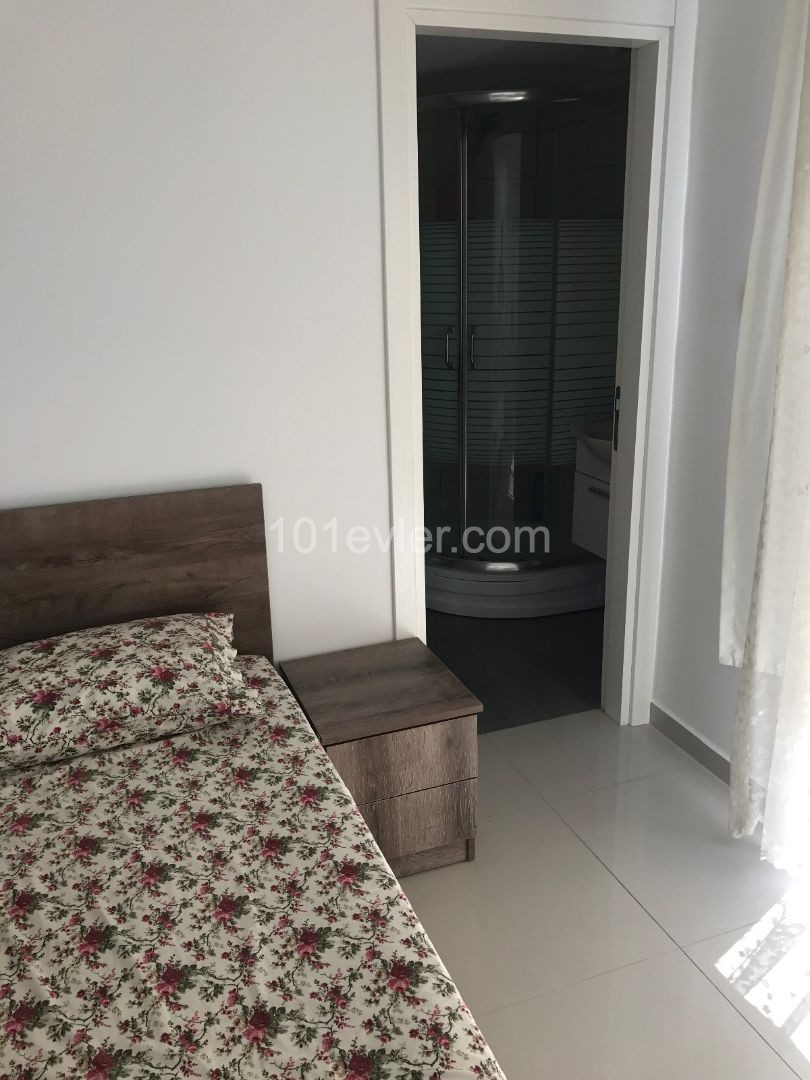 Girne Merkez Kiralık 2+1 Penthouse  / Ebeveyn Banyolu 