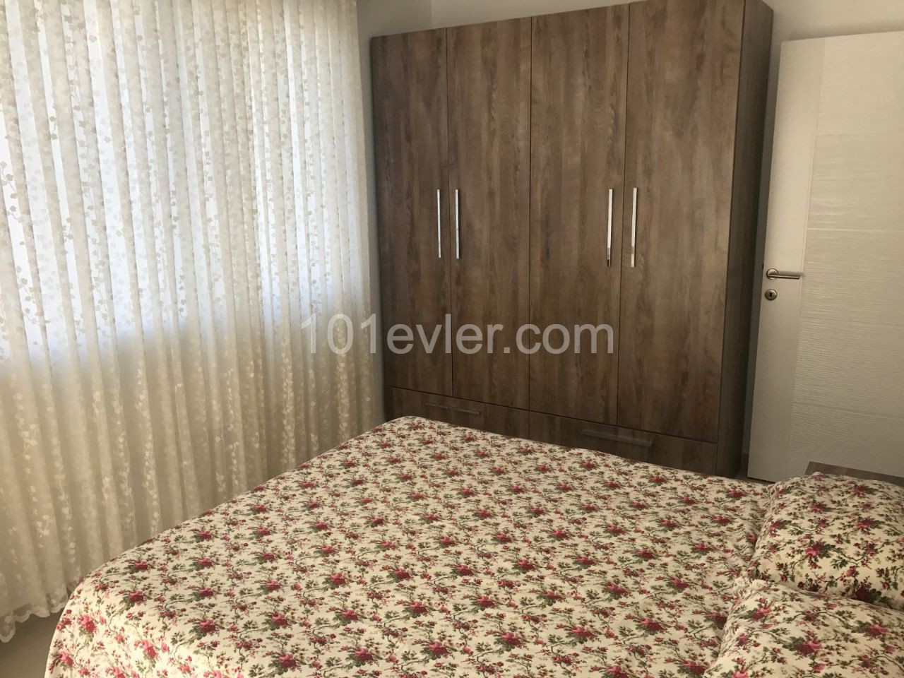 Penthouse To Rent in Girne Merkez, Kyrenia