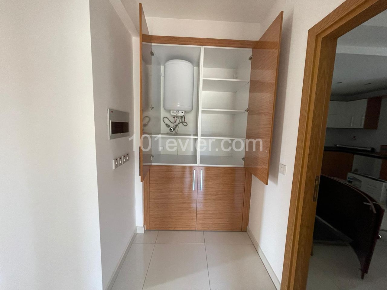 Flat To Rent in Girne Merkez, Kyrenia