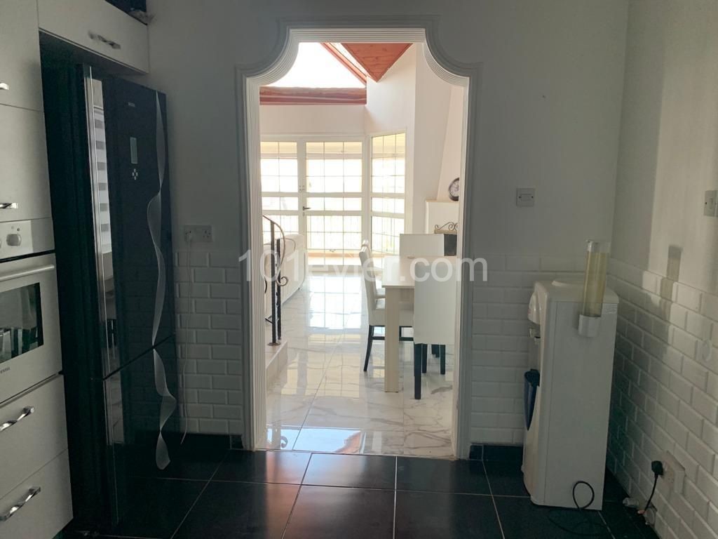 4+1 VILLA ZUM VERKAUF IN CHATALKÖY MIT POOL ** 