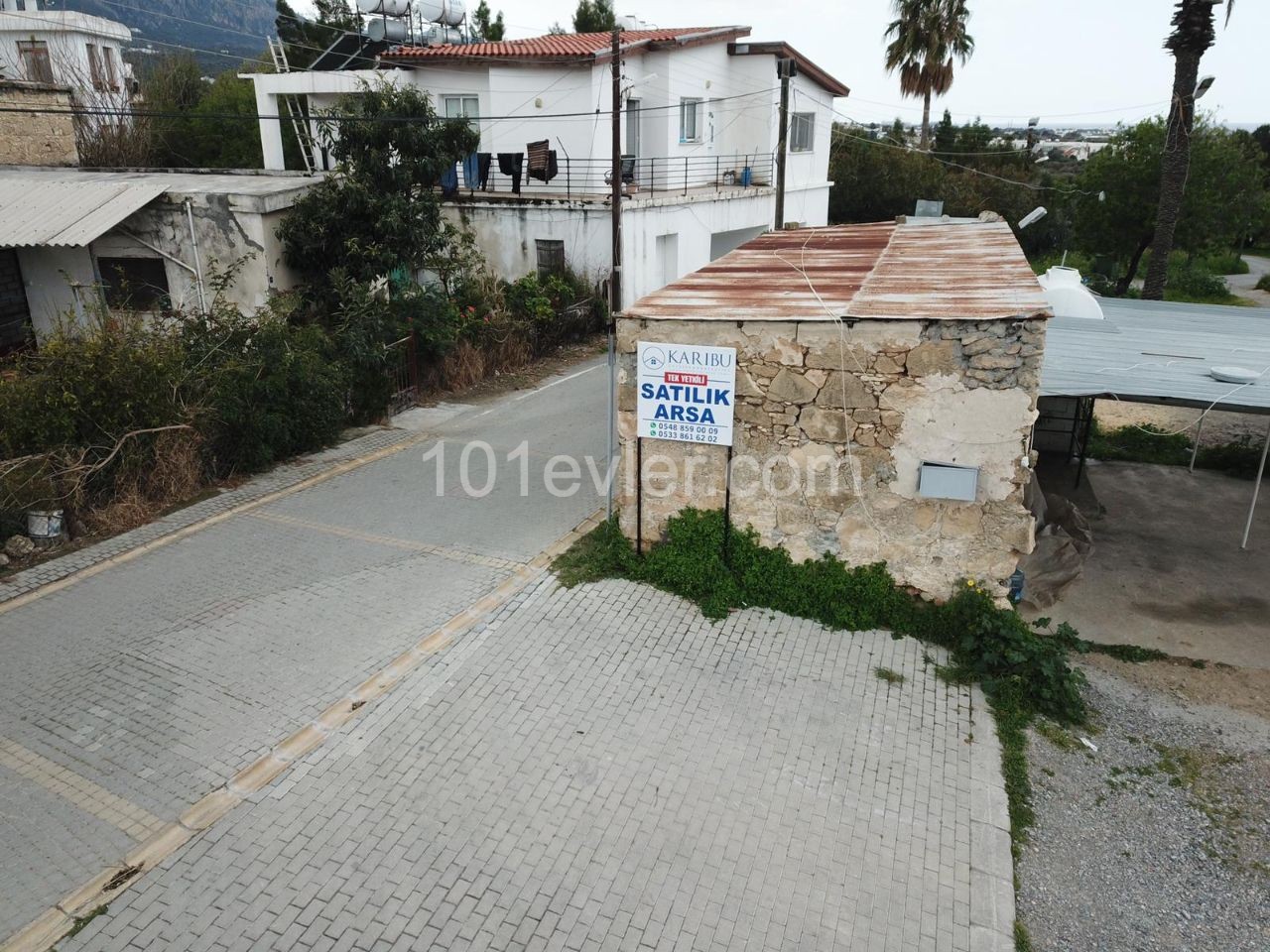 LAND FOR SALE IN ZEYTİNLİK ** 