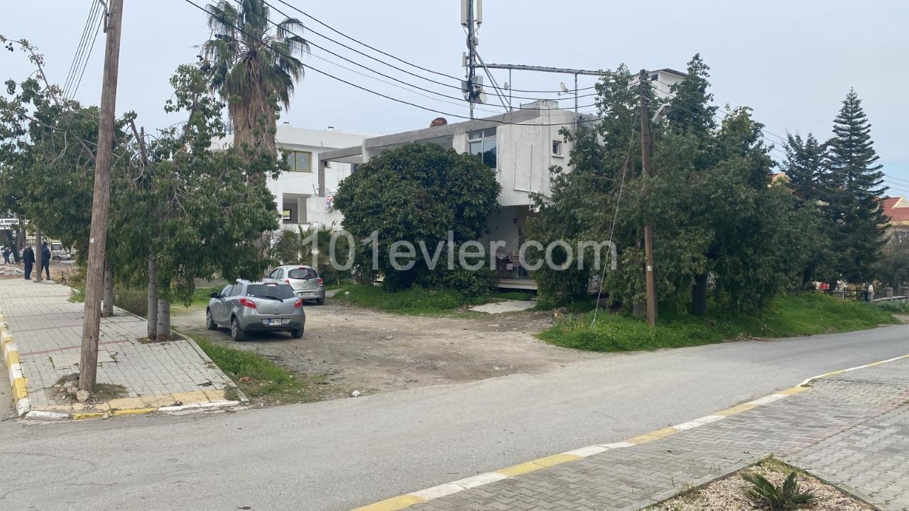 COMMERCIAL LAND FOR SALE IN ZEYTİNLİK ** 