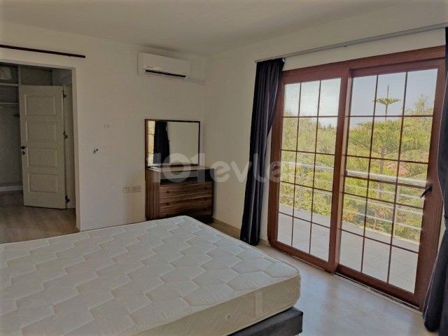 Havuzlu Lux 4+1 Villa zeytinlik