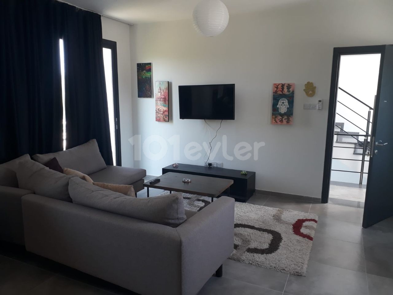 PENTHOUSE MIT VOLL AUSGESTATTETEM KOMFORT IN KYRENIA ** 