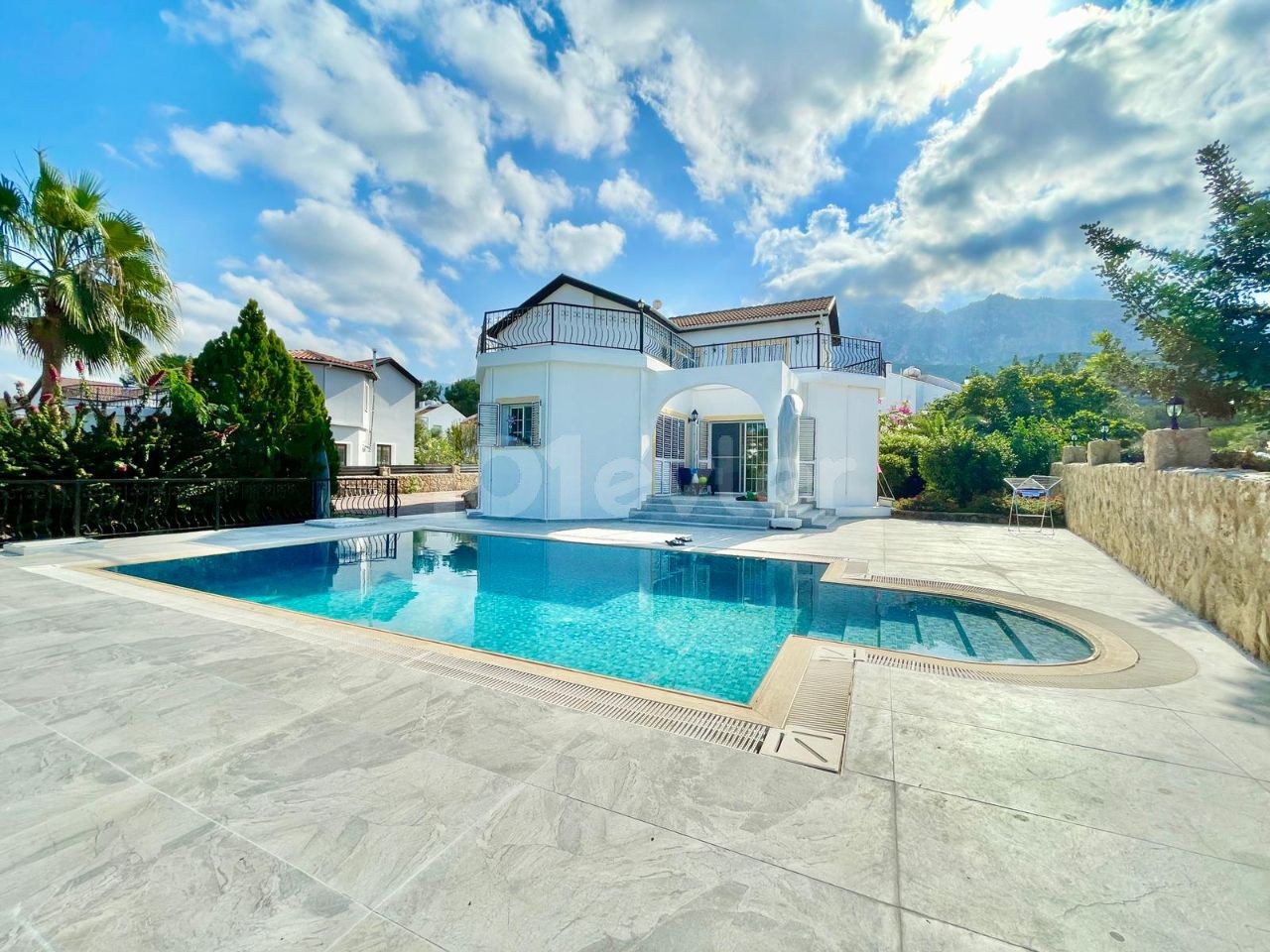 Villa For Sale in Edremit, Kyrenia