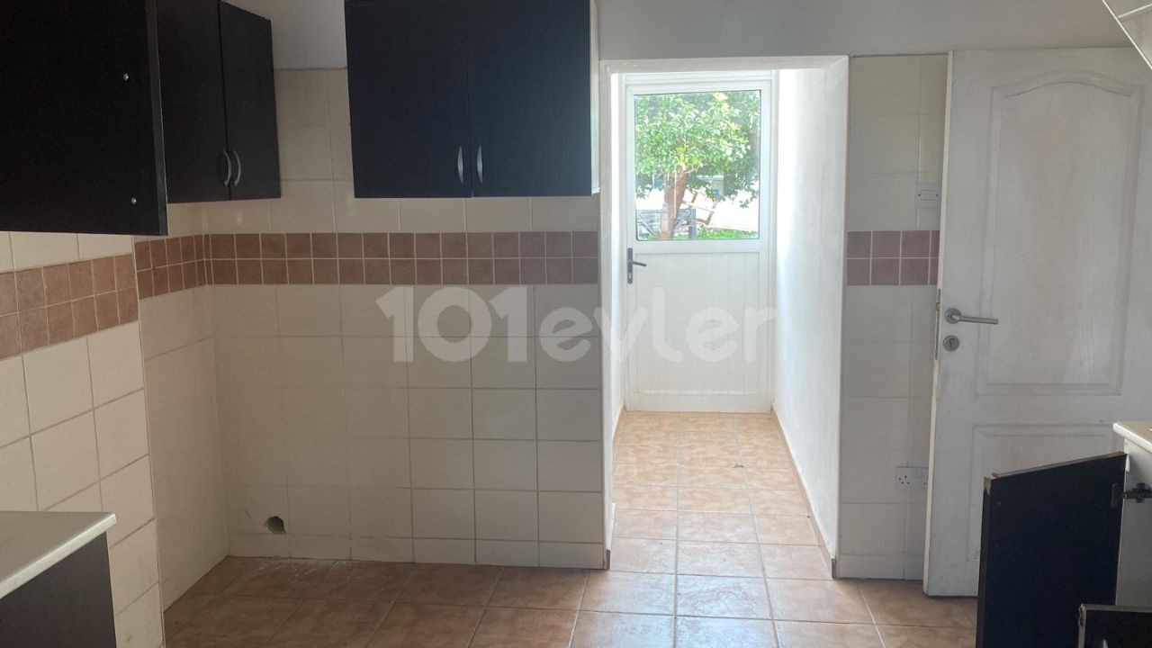 2+1 DETACHED HOUSE FOR SALE IN NICOSIA