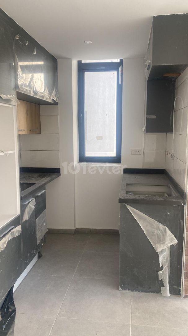 LEFKOŞA'DA SATILIK 2+1 DAİRE