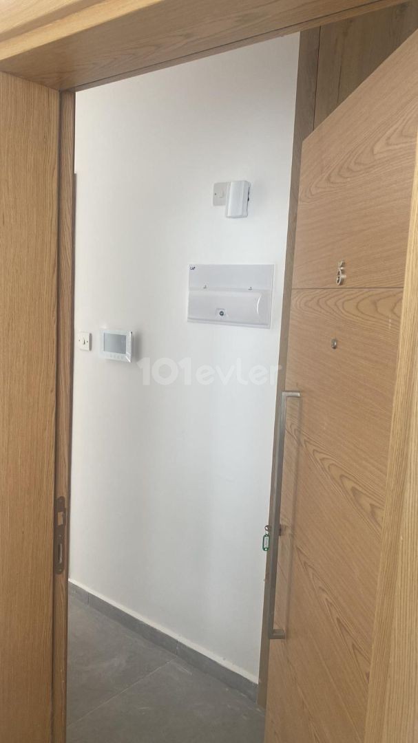 2+1 FLAT FOR SALE IN NICOSIA