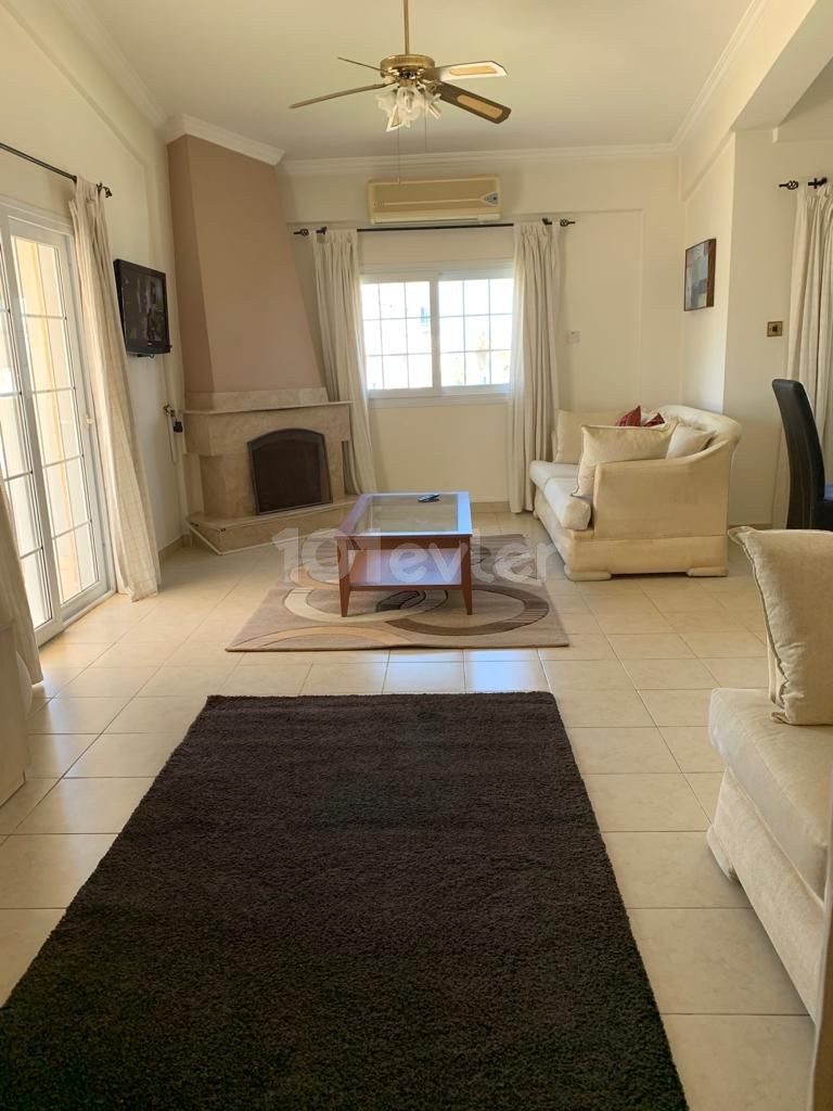 Penthouse For Sale in Girne Merkez, Kyrenia