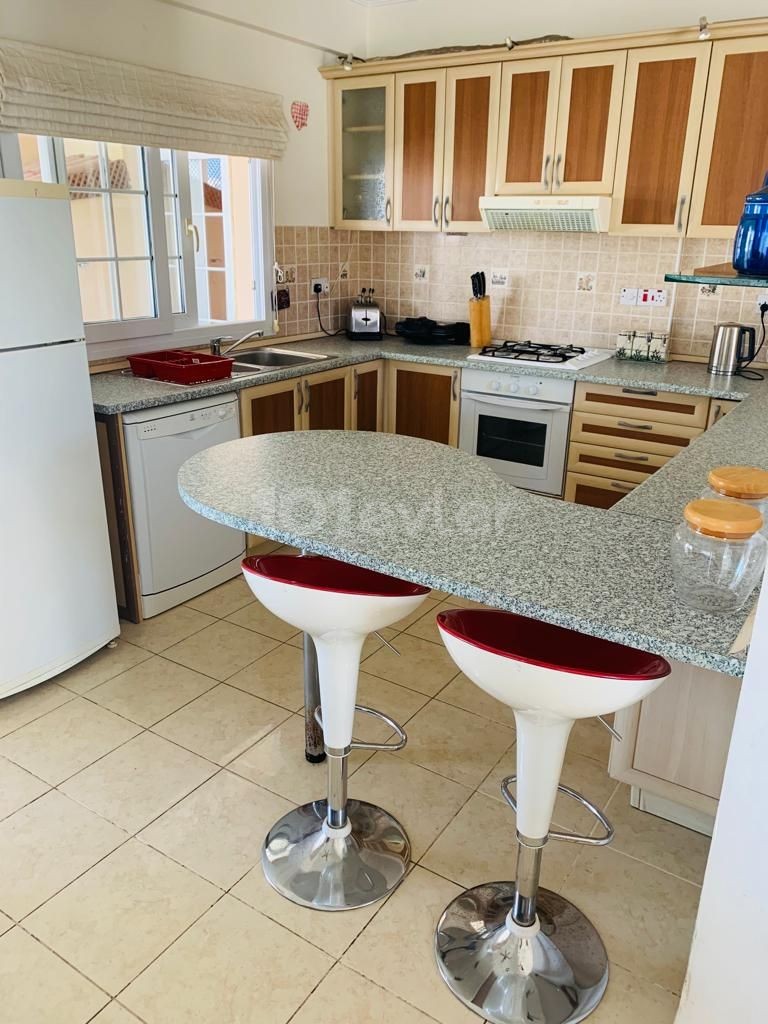 Penthouse For Sale in Girne Merkez, Kyrenia