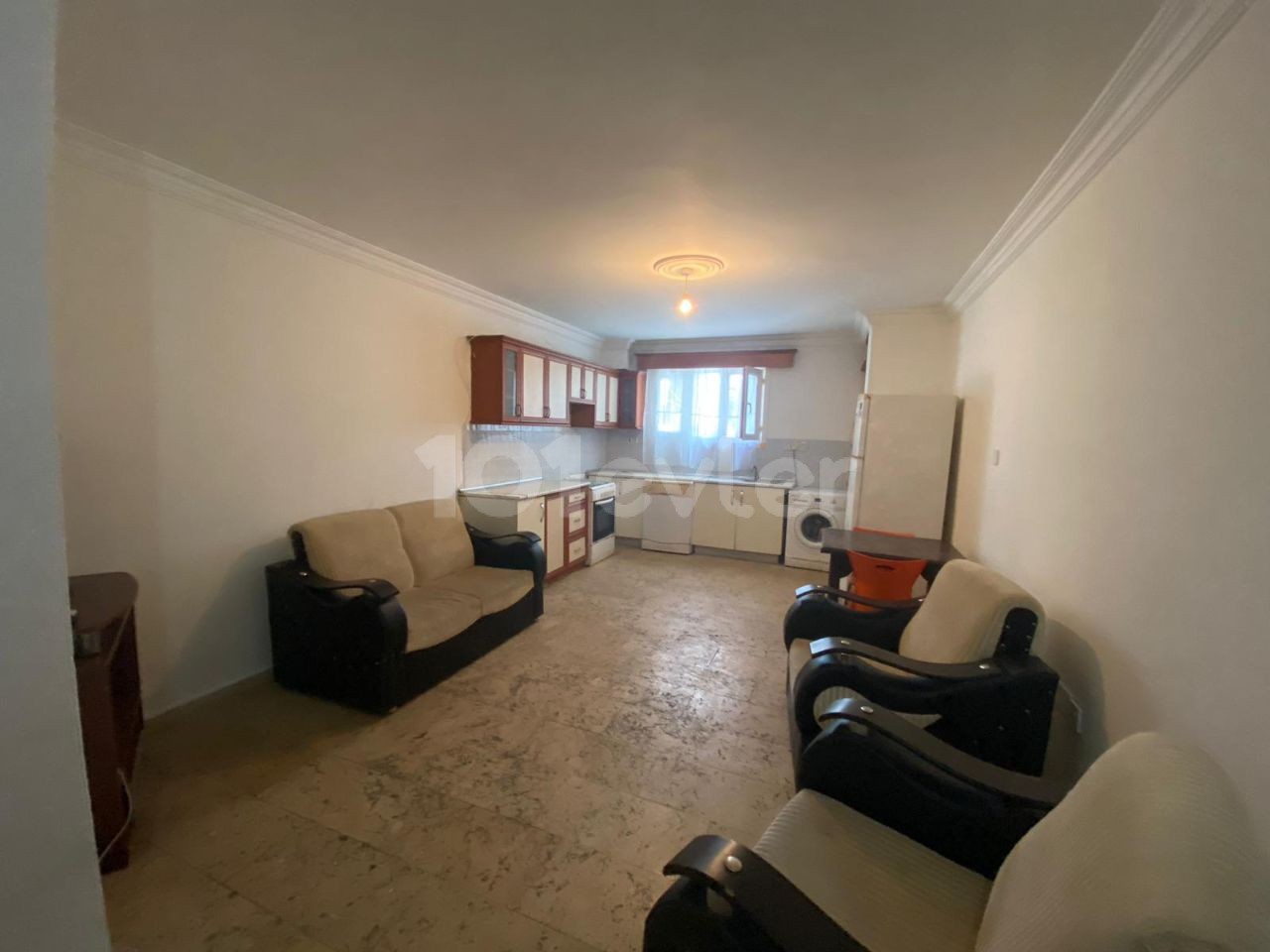 FOR RENT 1+1 APARTMENT BASEMENT FLOOR IN GUINEA