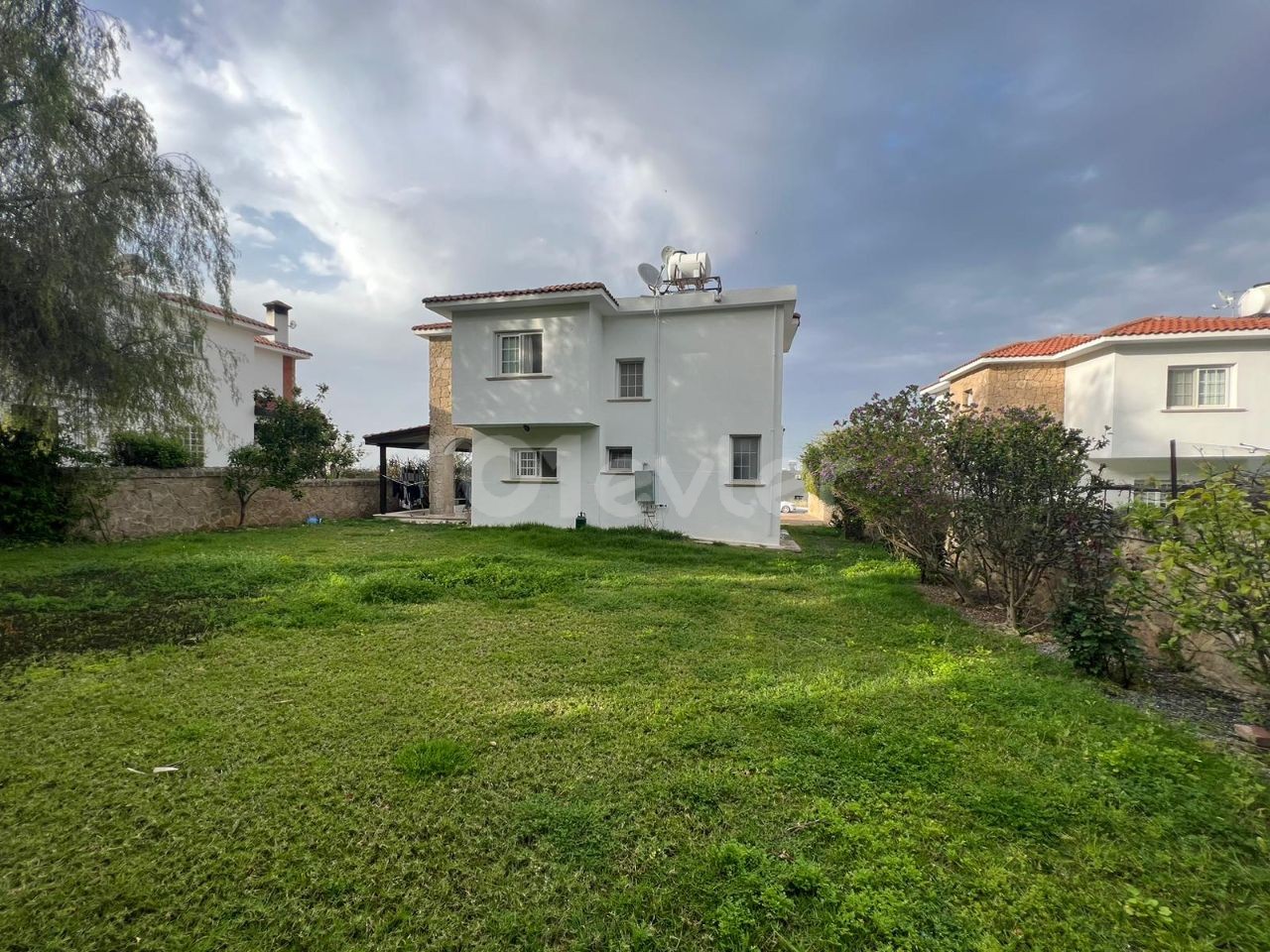 3+1 Villa for Sale with Pool in Kyrenia Edremit Region !!!