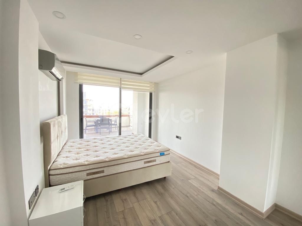 GİRNE MERKEZ'DE SATILIK 2+1 DAİRE