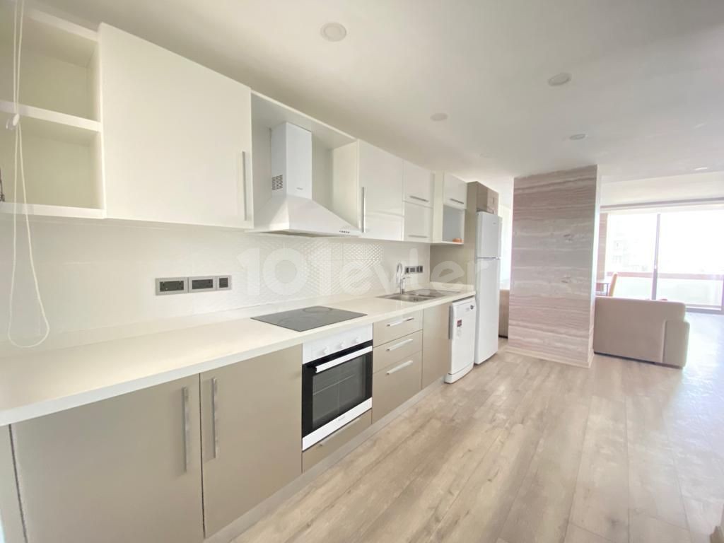 2+1 FLAT FOR SALE IN KYRENIA CENTER