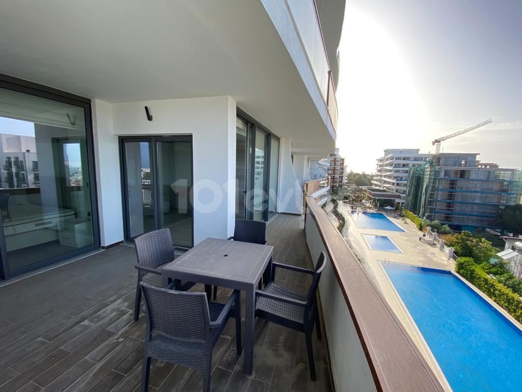 2+1 FLAT FOR SALE IN KYRENIA CENTER