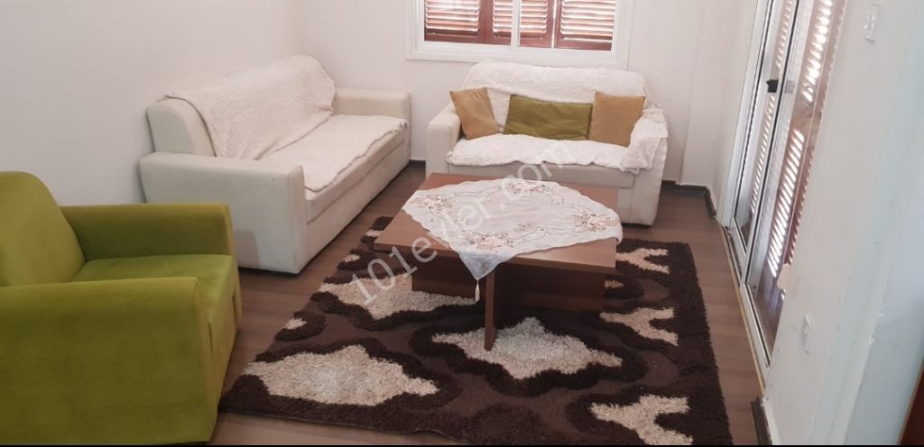 KİRALIK 3+1 APARTMAN DAİRESİ