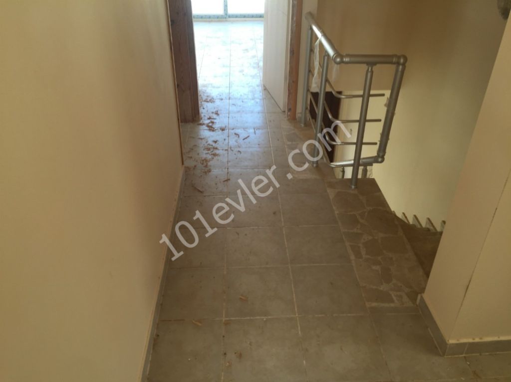 Satılık 3+1  Dublex Villa , Longbeach , İskele , 110,000 stg 