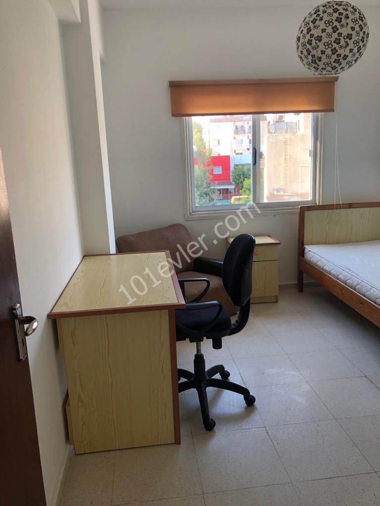 Kiralık 2+1 apartman, DAU karşısı , 17000 tl yıllık odeme + 1000 tl depozit + 1500 tl komisyon