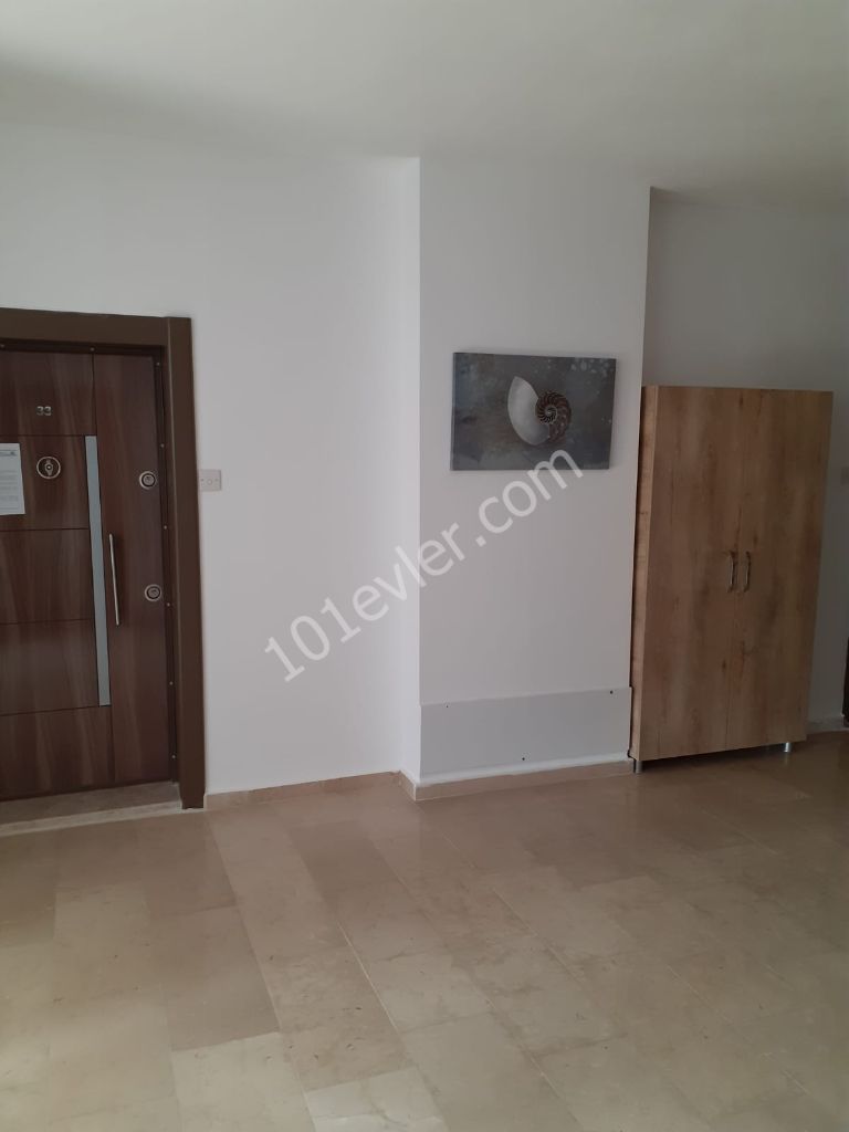 Flat To Rent in Yeni Boğaziçi, Famagusta