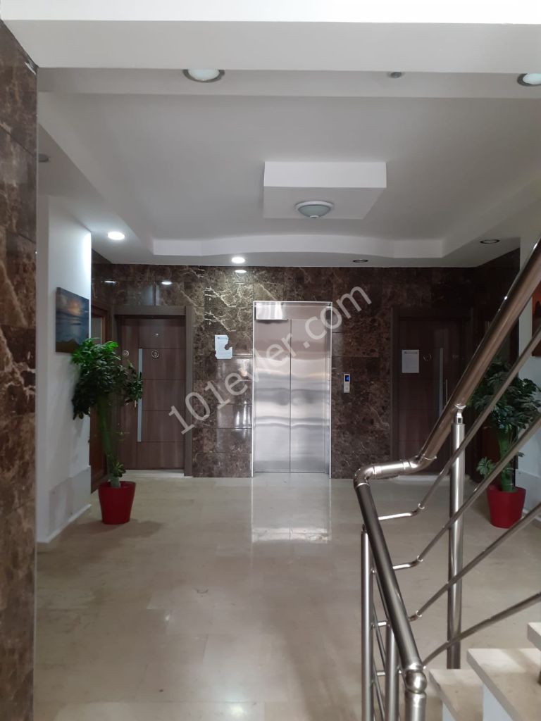 Flat To Rent in Yeni Boğaziçi, Famagusta