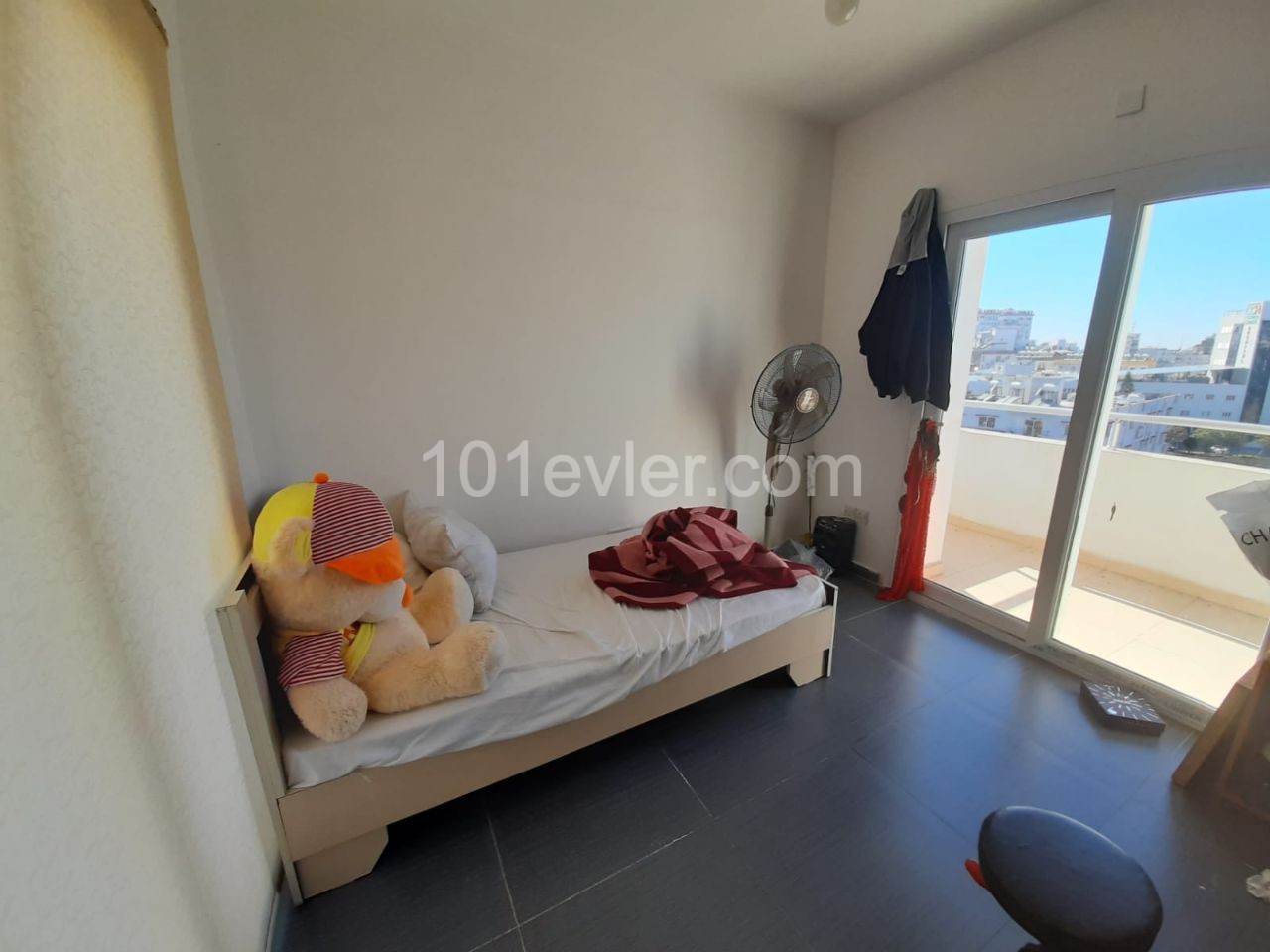 PENTHOUSE RENT 3+2 YEARLY PAYMENT 30.000 TL DEPOSIT 2000 TL AND COMMISSION ** 