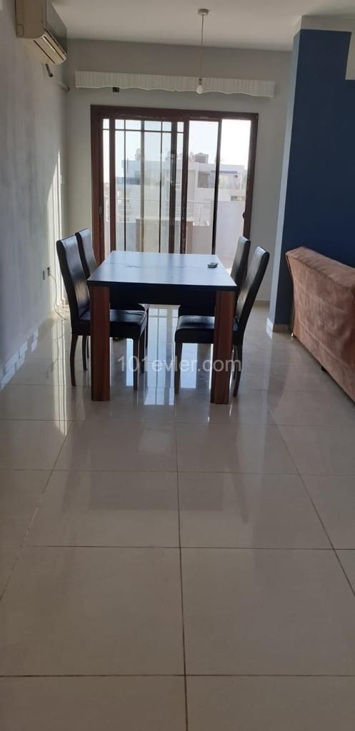 Famagusta at gulseren 3+1 penthouse 6000$ rent deposıt 500$ commıssıon