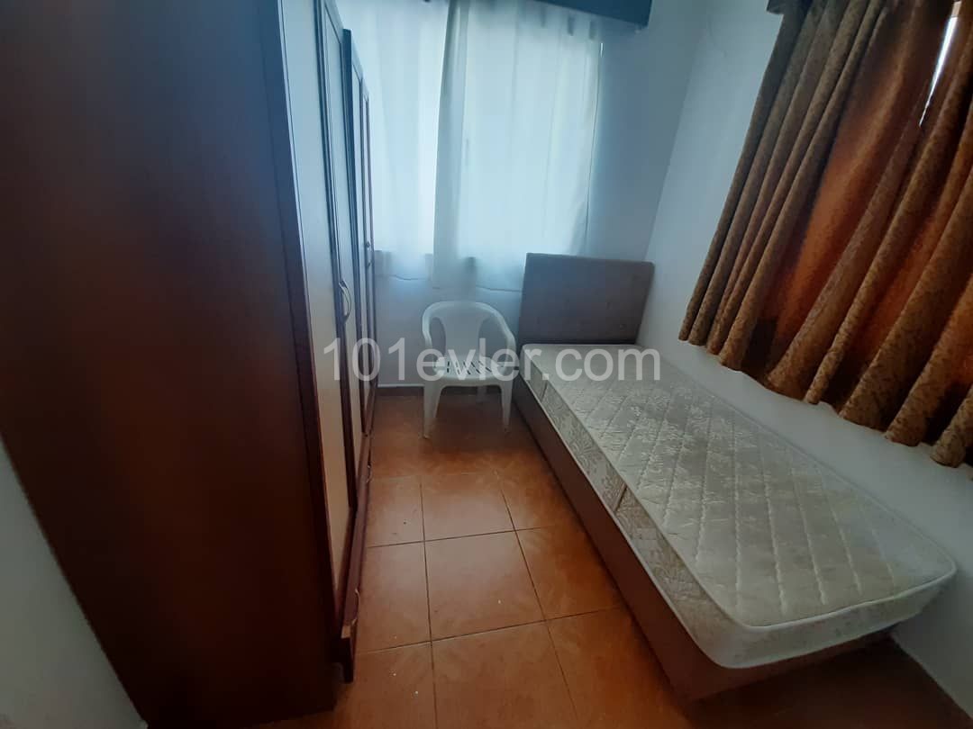 Kiralık 2+1 apartman dairesi  karakol bölgesinde yearly 24.000 tl deposit 2000 tl ground floor